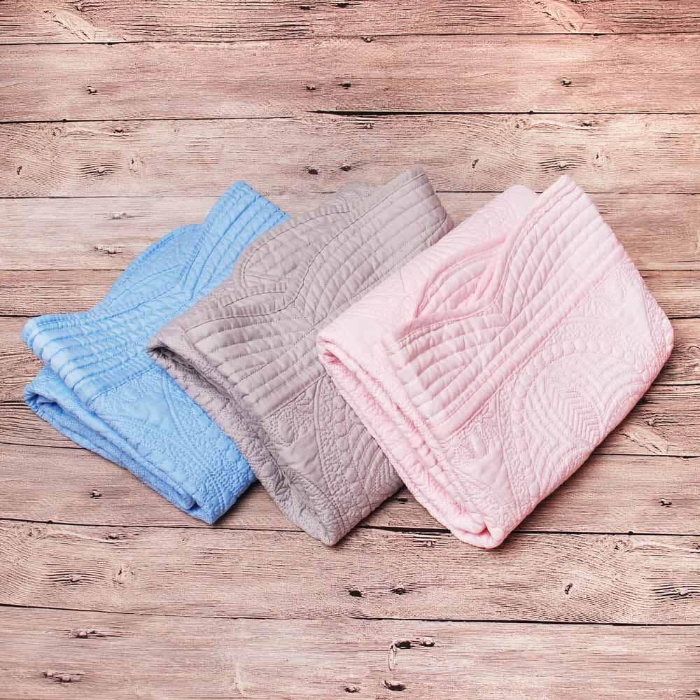 Heirloom Quilt - Baby Quilt Blanket Monogram