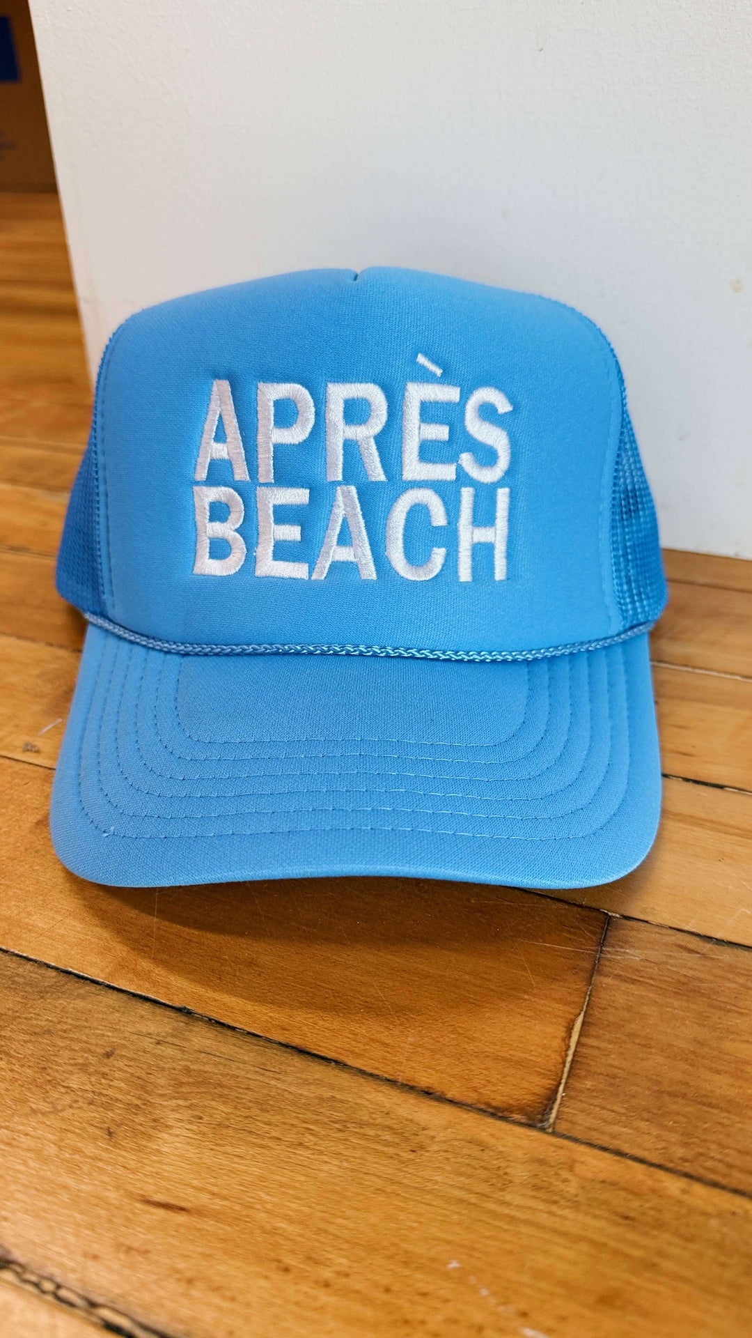 Apres Beach Trucker Hat